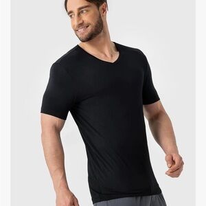 David Archy Men's Black Crew Neck 100% Bamboo Undershirt Moisture-wicking